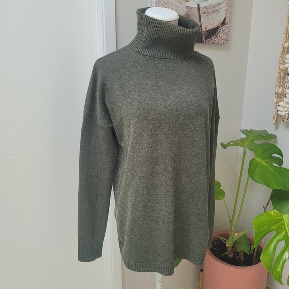 French Connection Tunic Sweater Green Turtleneck Long Sleeve Small Oversized EUC - Picture 2 of 5